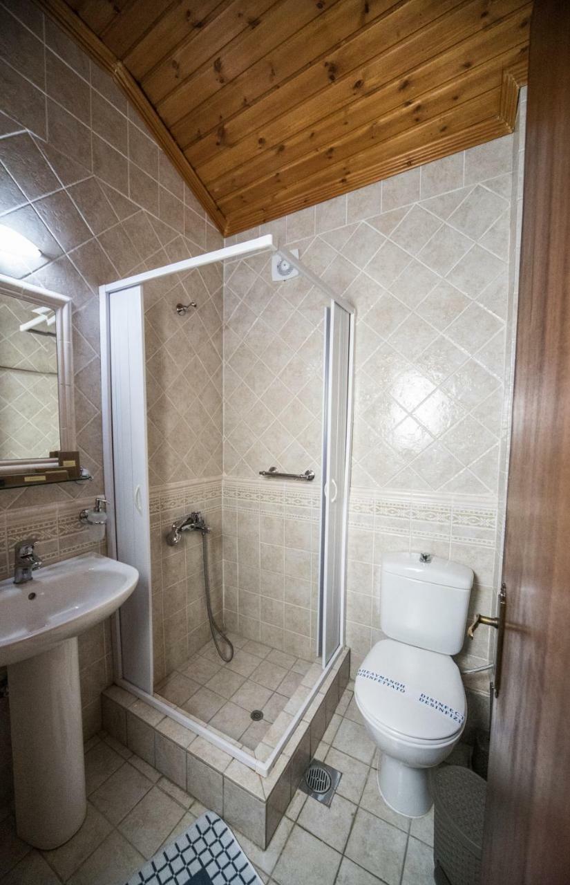 Guesthouse Nefeli Палеос Агиос Атанасиос Екстериор снимка
